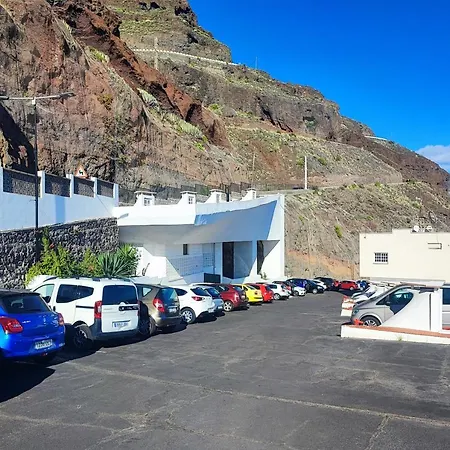Apartment Seaview Apartment, Playa Chica, Gaviotas, 311 Santa Cruz de Tenerife